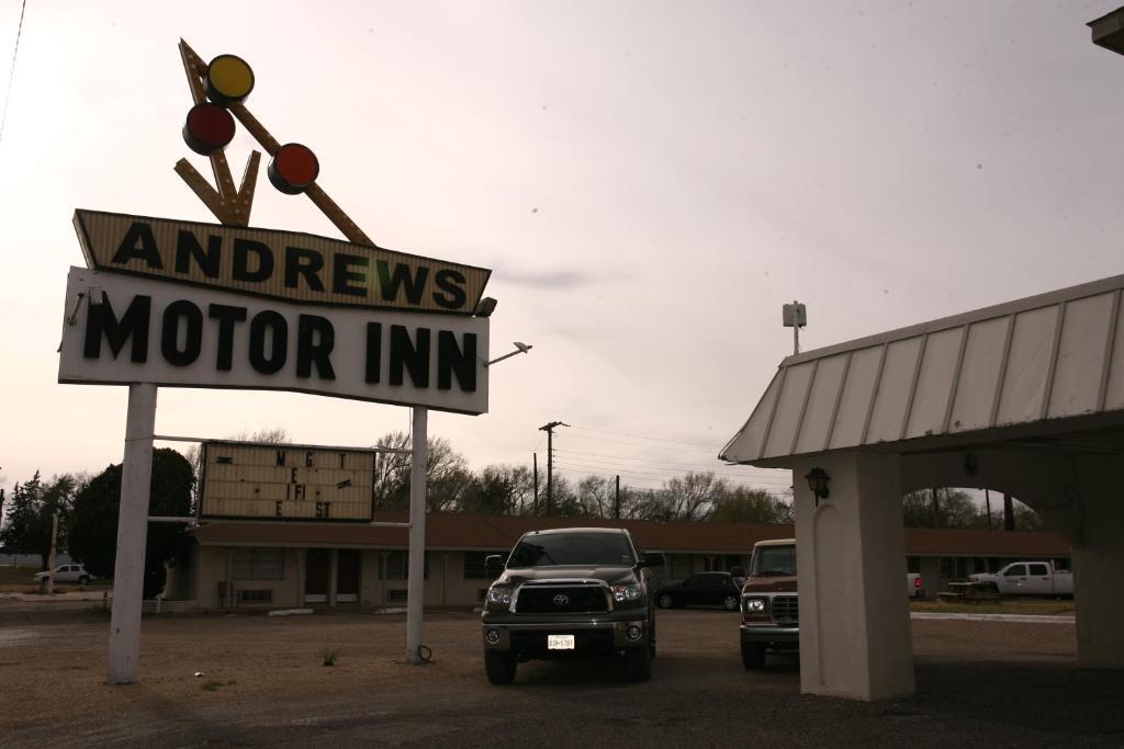 Andrews Motor Inn Extérieur photo