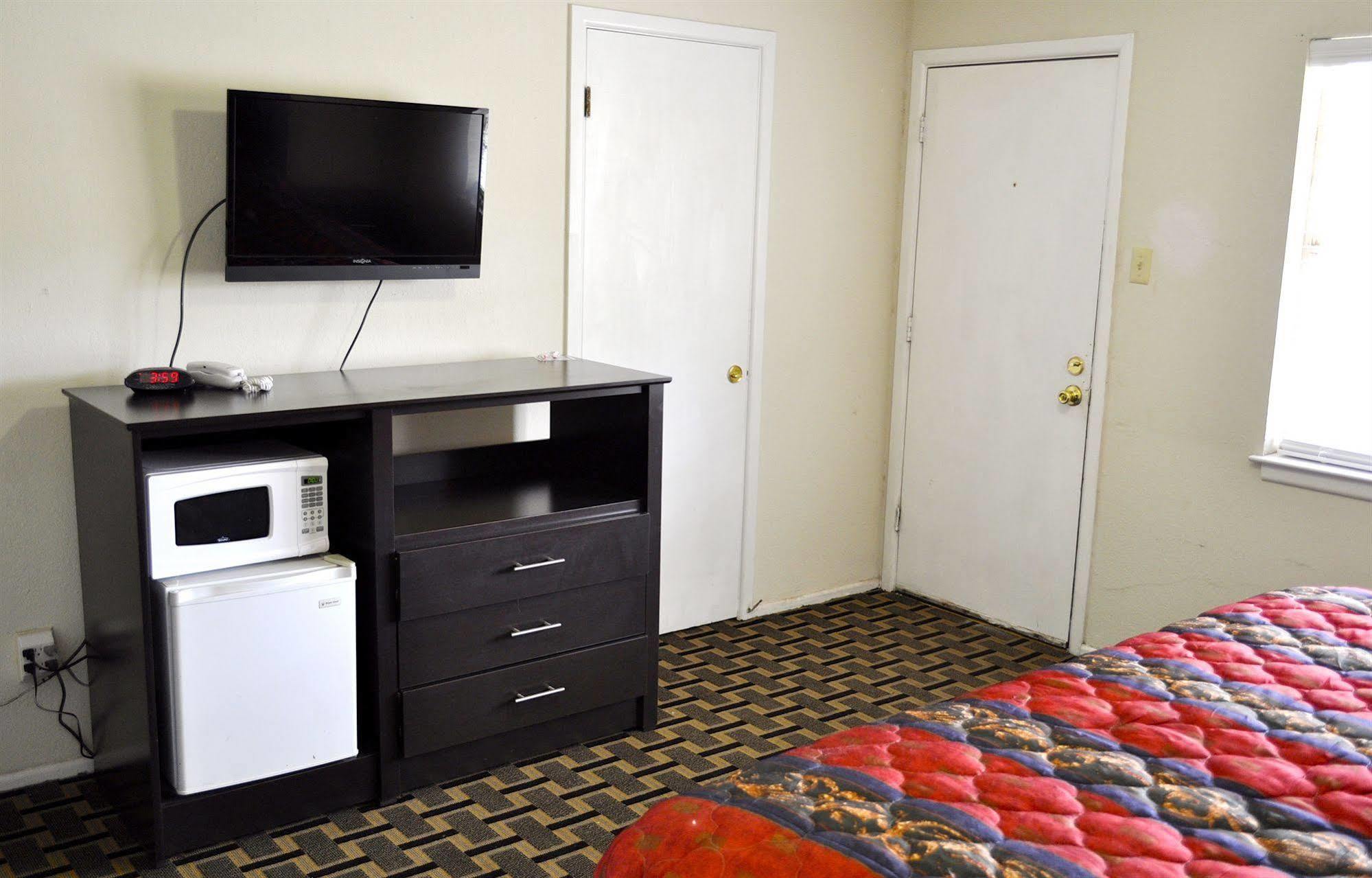 Andrews Motor Inn Extérieur photo