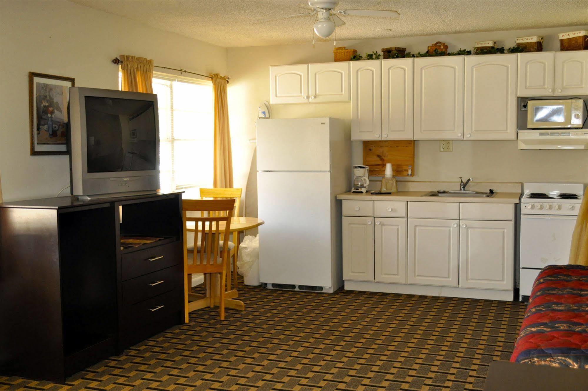 Andrews Motor Inn Extérieur photo