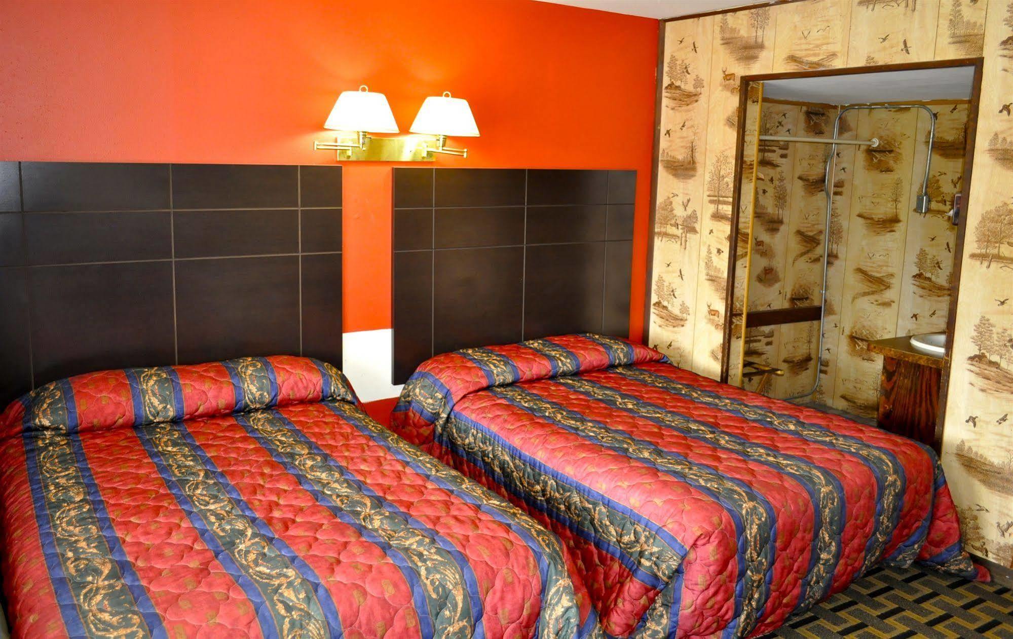 Andrews Motor Inn Extérieur photo